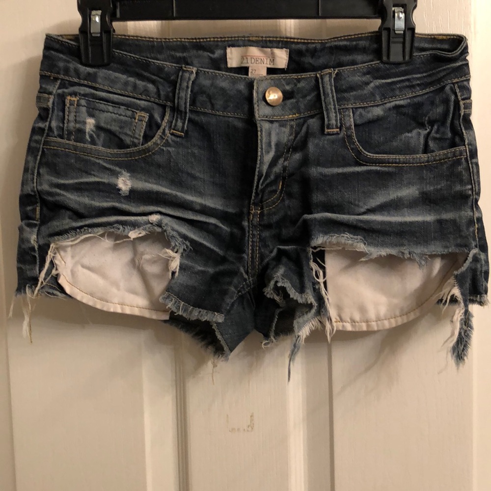 2.1 Denim Short